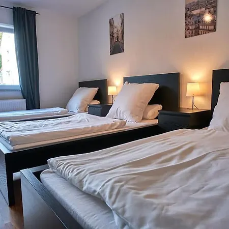 Mivano-apartments *netflix *zentral *wifi סלה