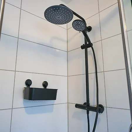 Mivano-apartments *netflix *zentral *wifi * 策勒